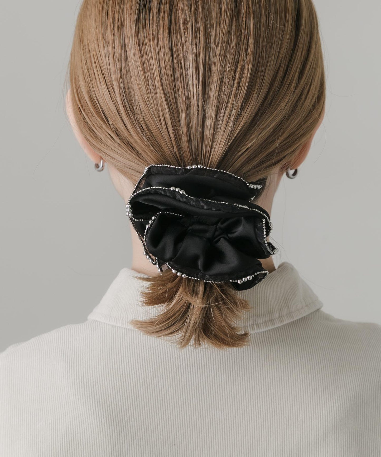 鏈條裝飾緞面髮圈