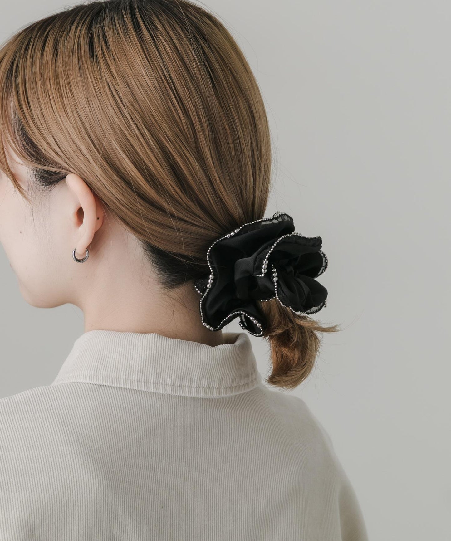 鏈條裝飾緞面髮圈