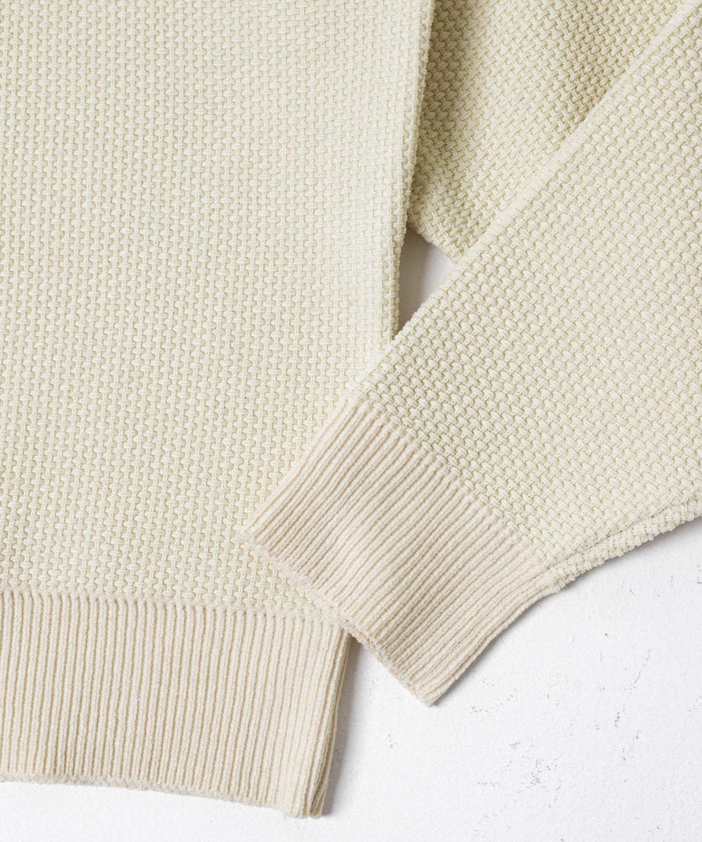 天鵝絨奢華套頭衫