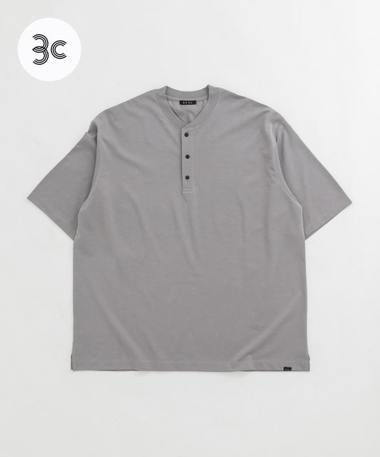 『UR TECH』寬鬆亨利領T恤