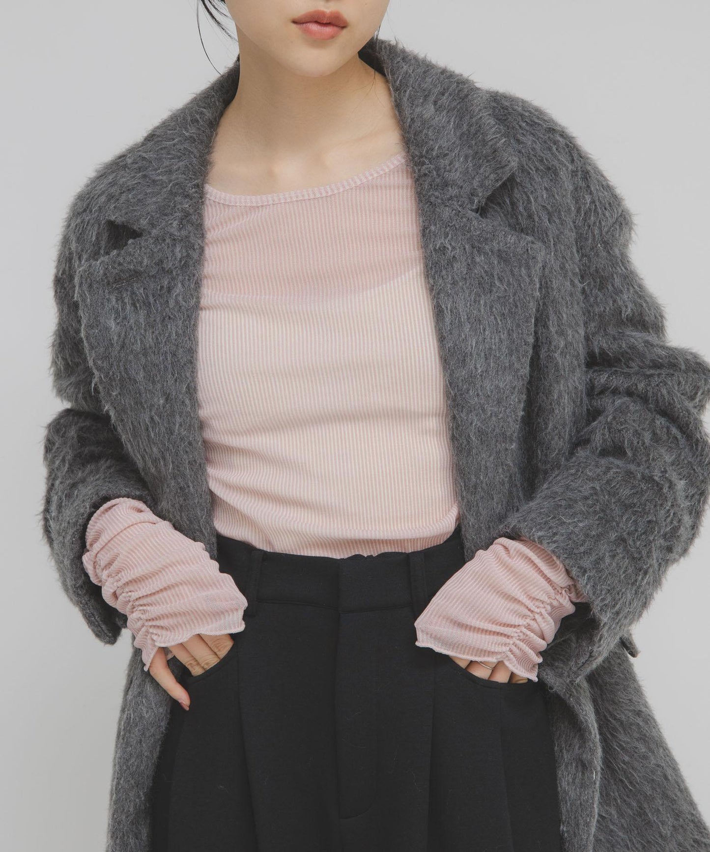 透視天鵝絨褶皺袖上衣