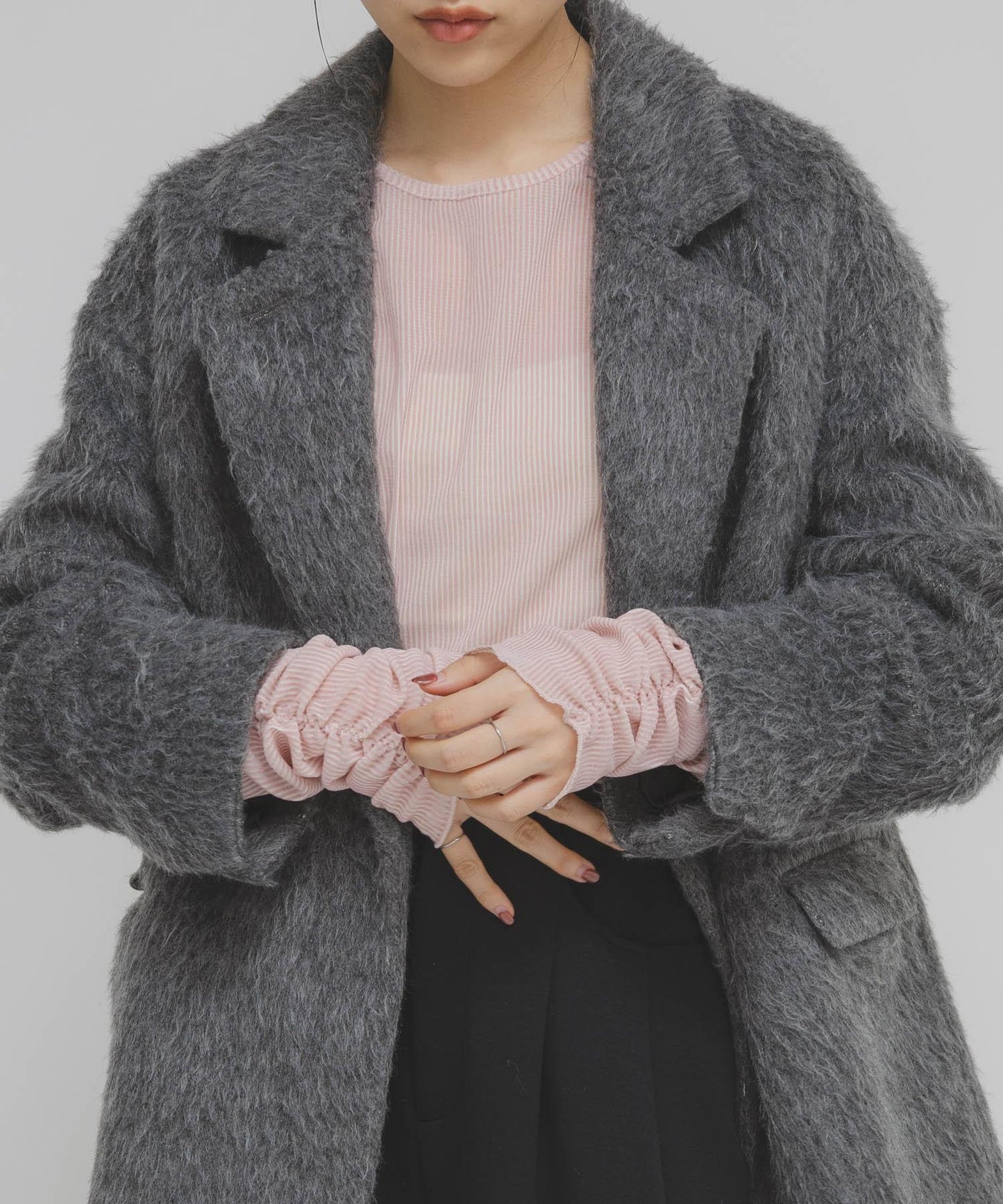 透視天鵝絨褶皺袖上衣