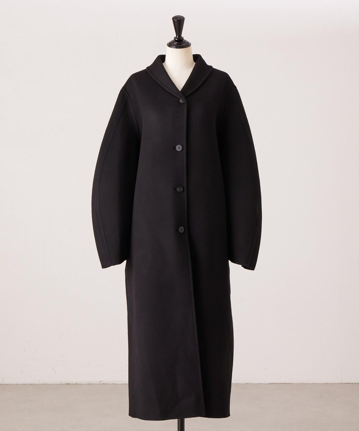 《RRACE》披肩領長款大衣