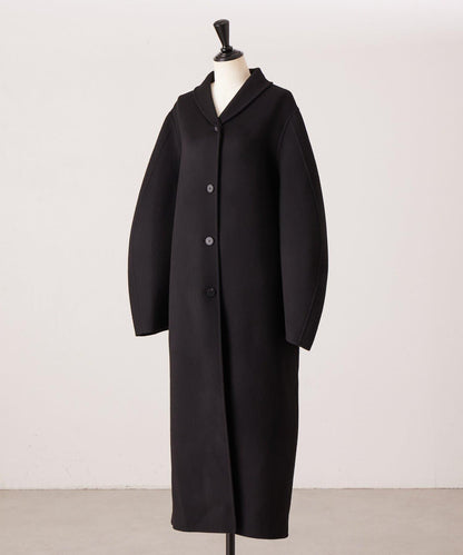 《RRACE》披肩領長款大衣