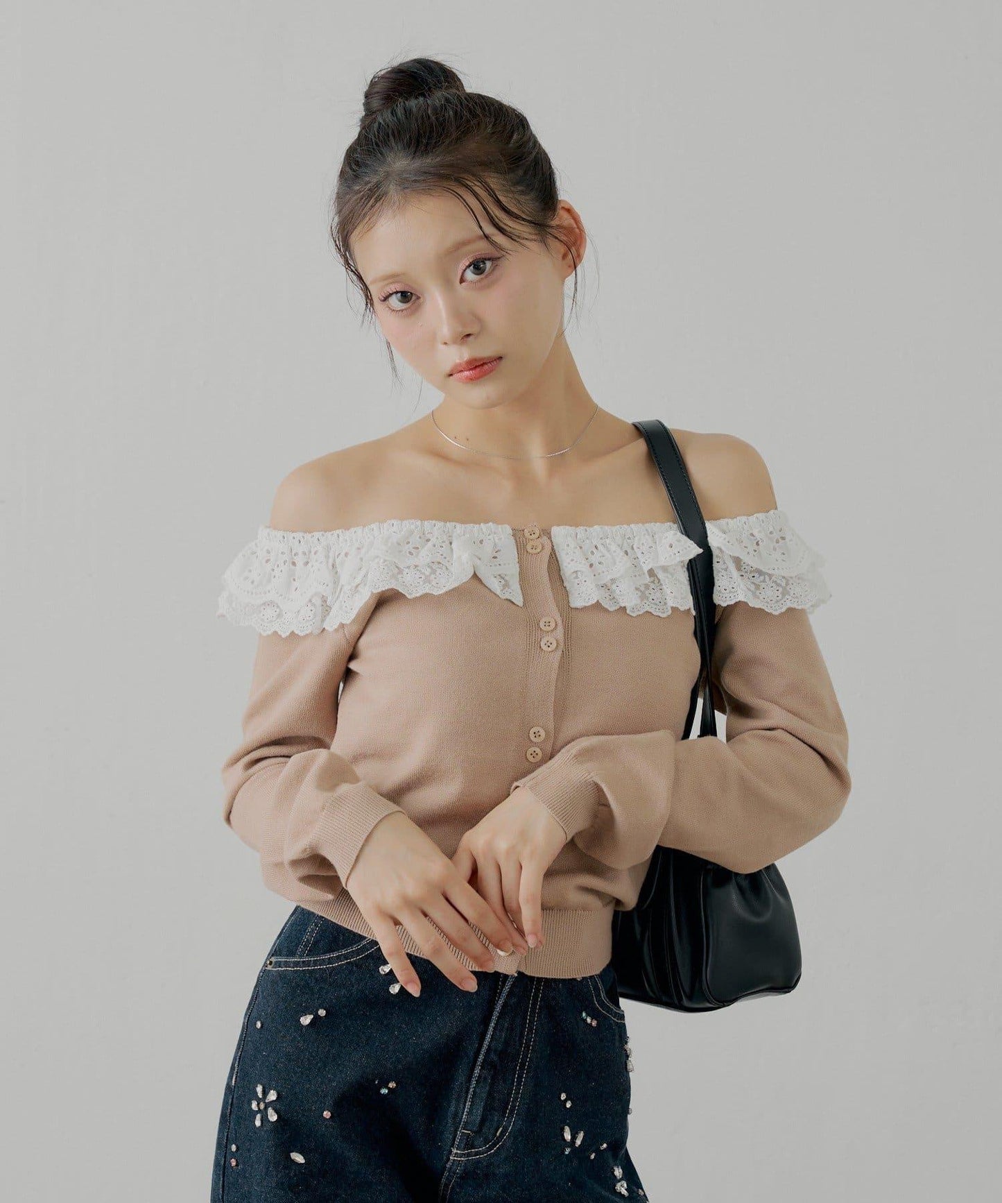 蕾絲層疊一字肩開衫