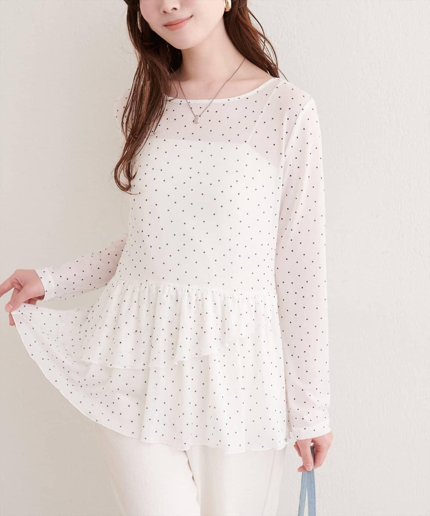 全蕾絲層疊上衣