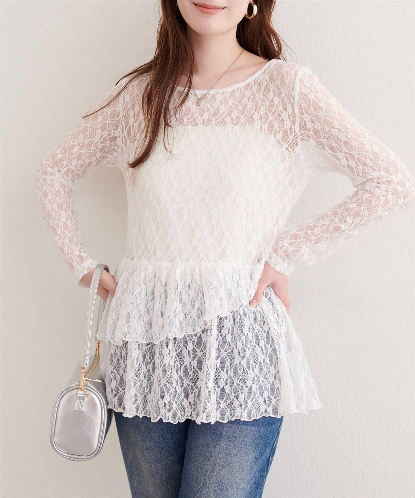 全蕾絲層疊上衣