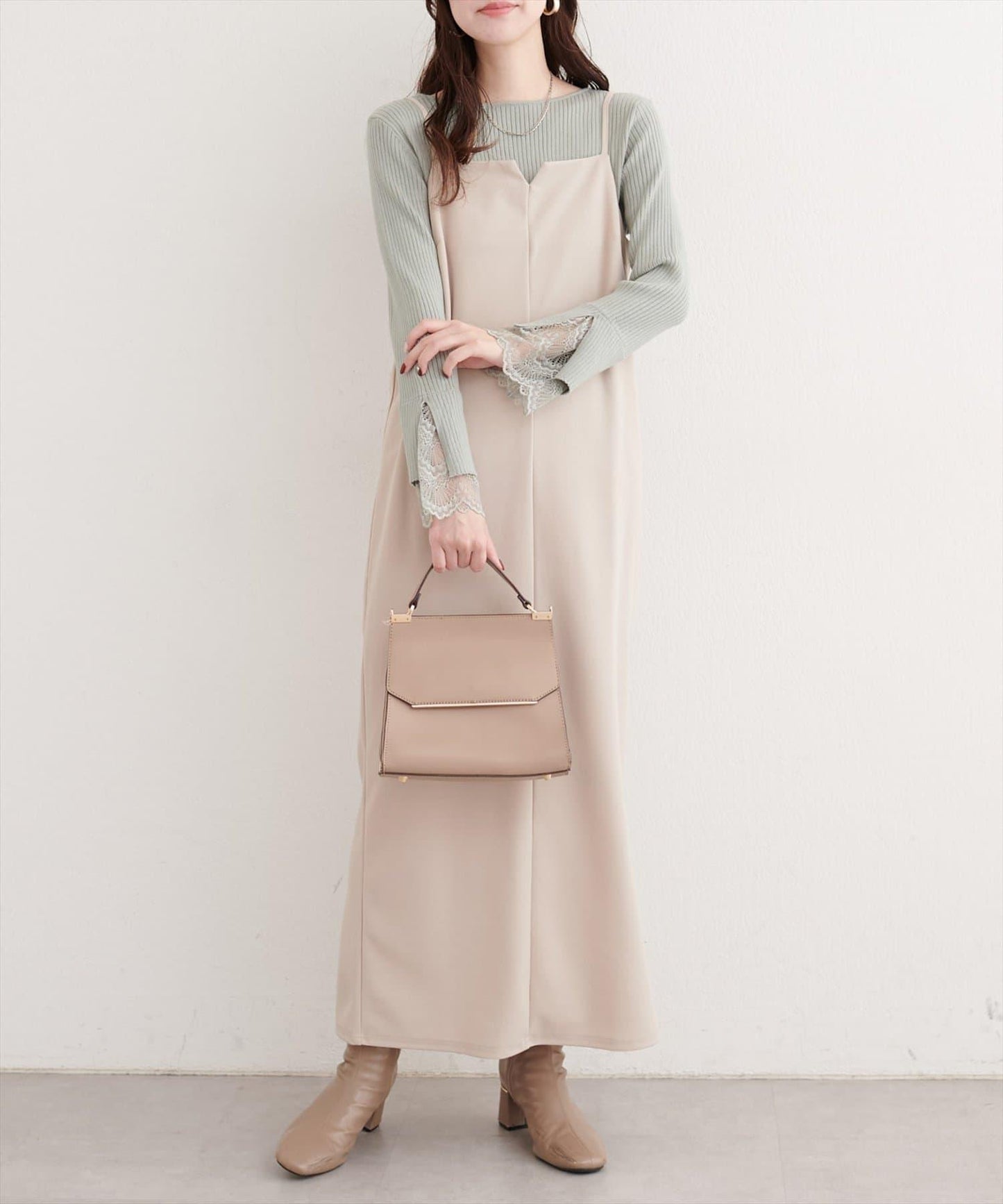 前後兩穿袖口蕾絲羅紋針織衫