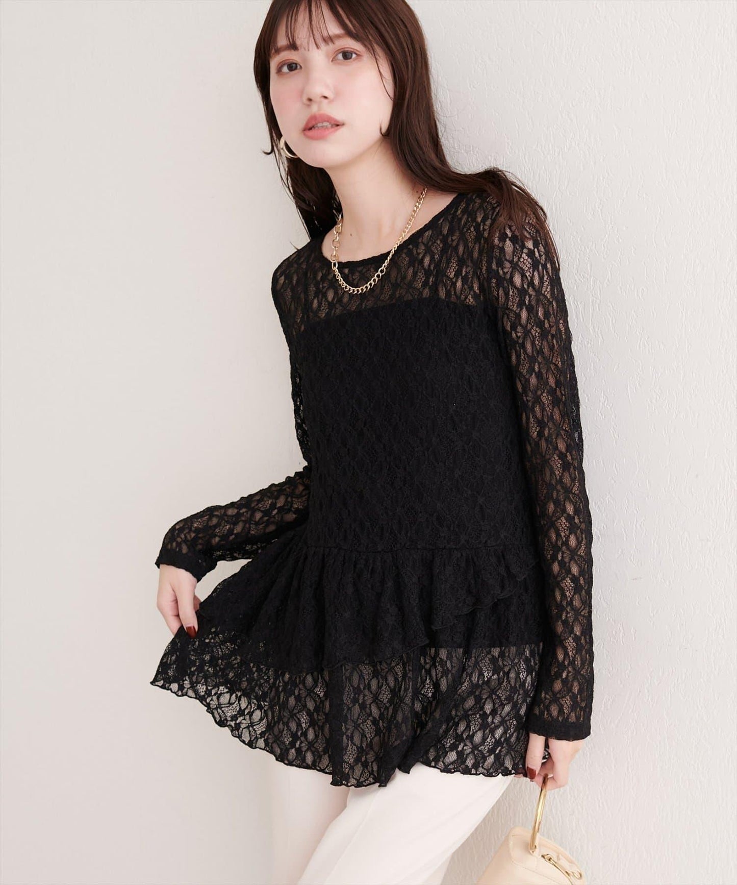 全蕾絲層疊上衣