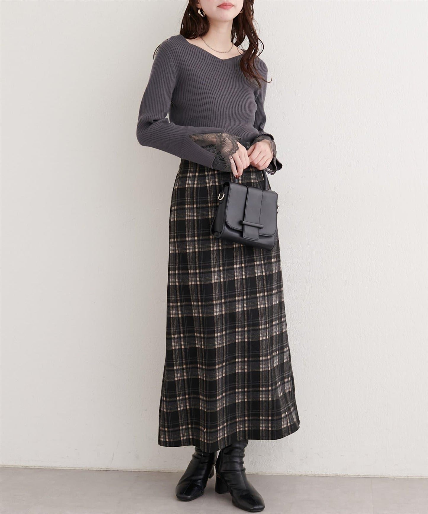 前後兩穿袖口蕾絲羅紋針織衫