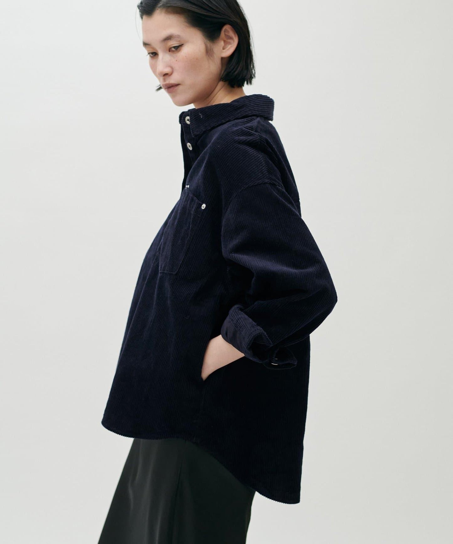 燈芯絨寬鬆襯衫