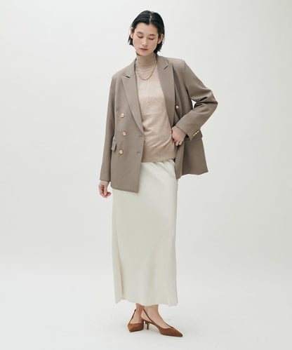 金色紐扣西裝外套