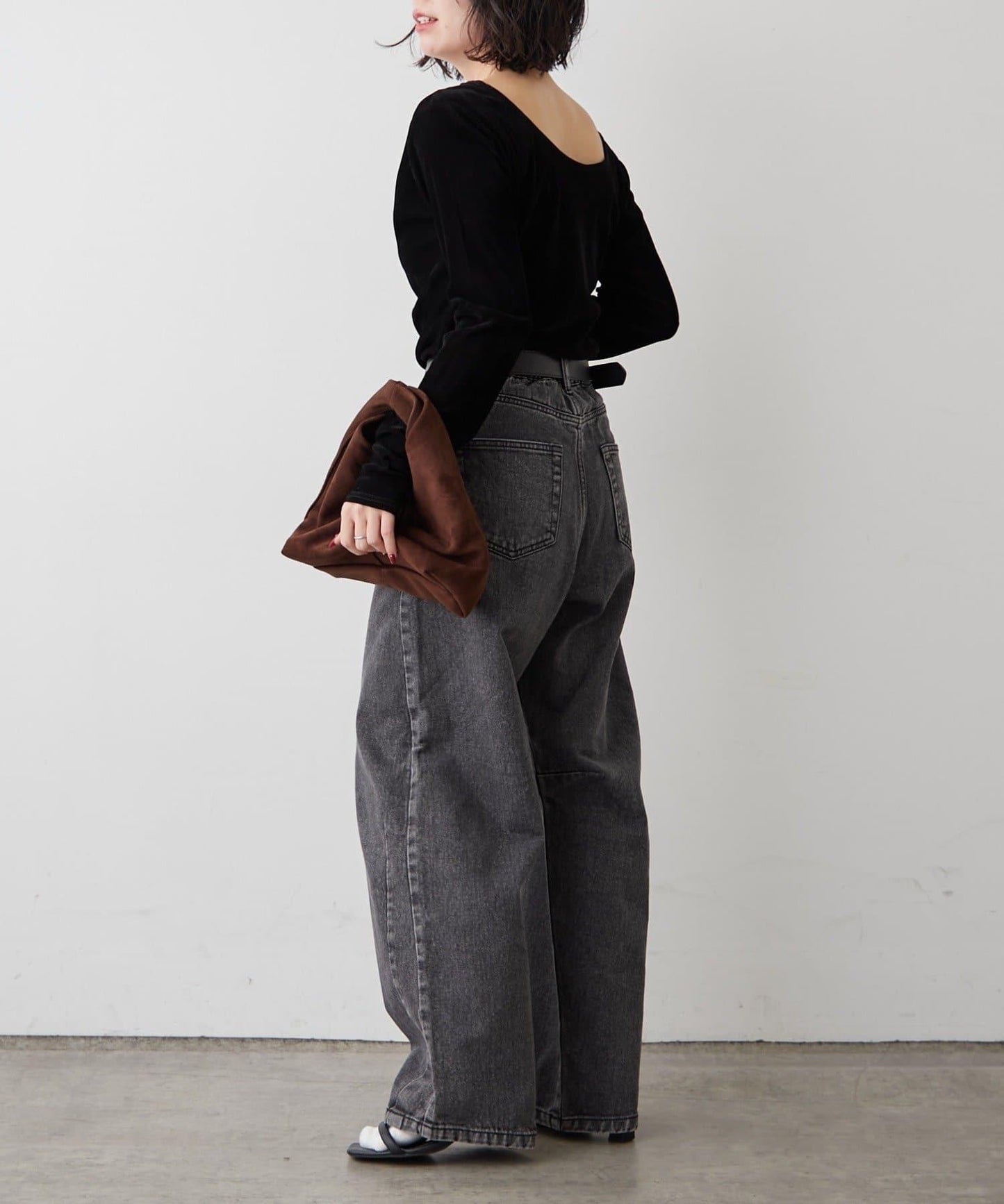 【2026春夏】弧形線條牛仔褲