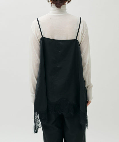 前後兩穿下襬蕾絲吊帶襯衫