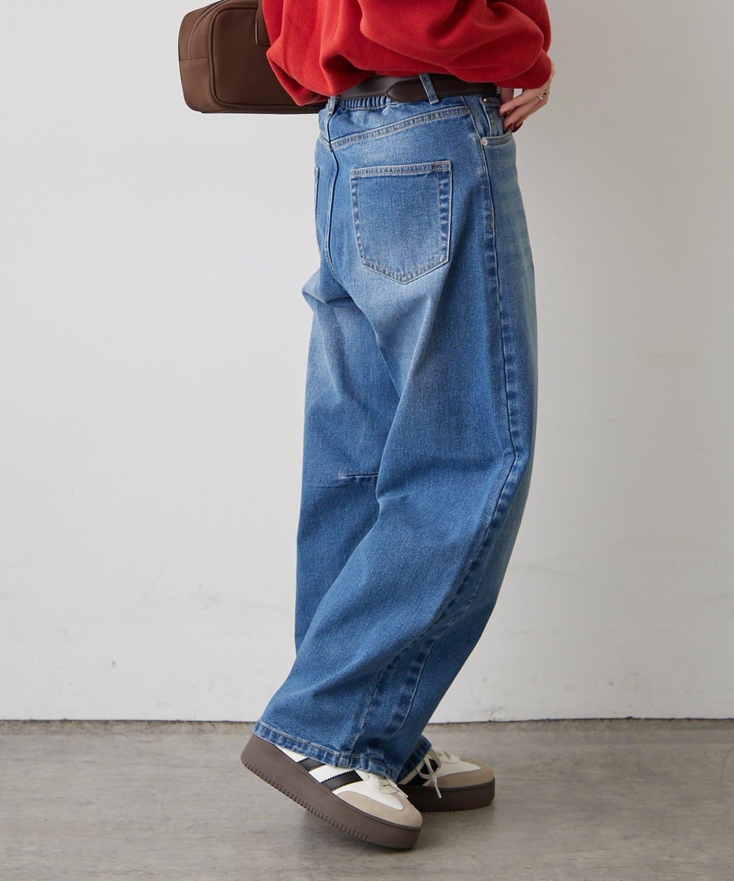 【2026春夏】弧形線條牛仔褲