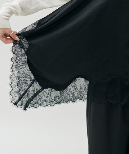 前後兩穿下襬蕾絲吊帶襯衫
