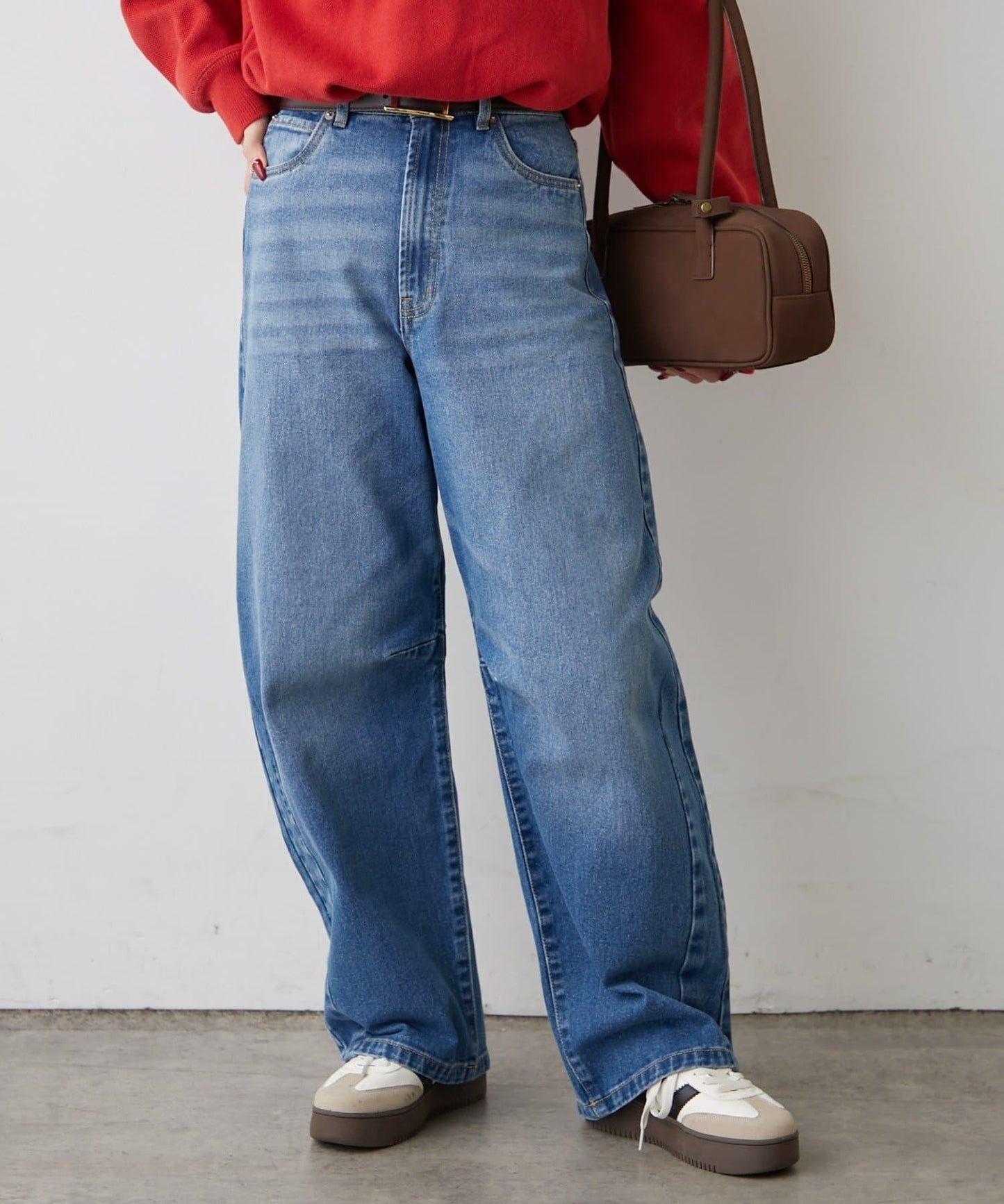 【2026春夏】弧形線條牛仔褲