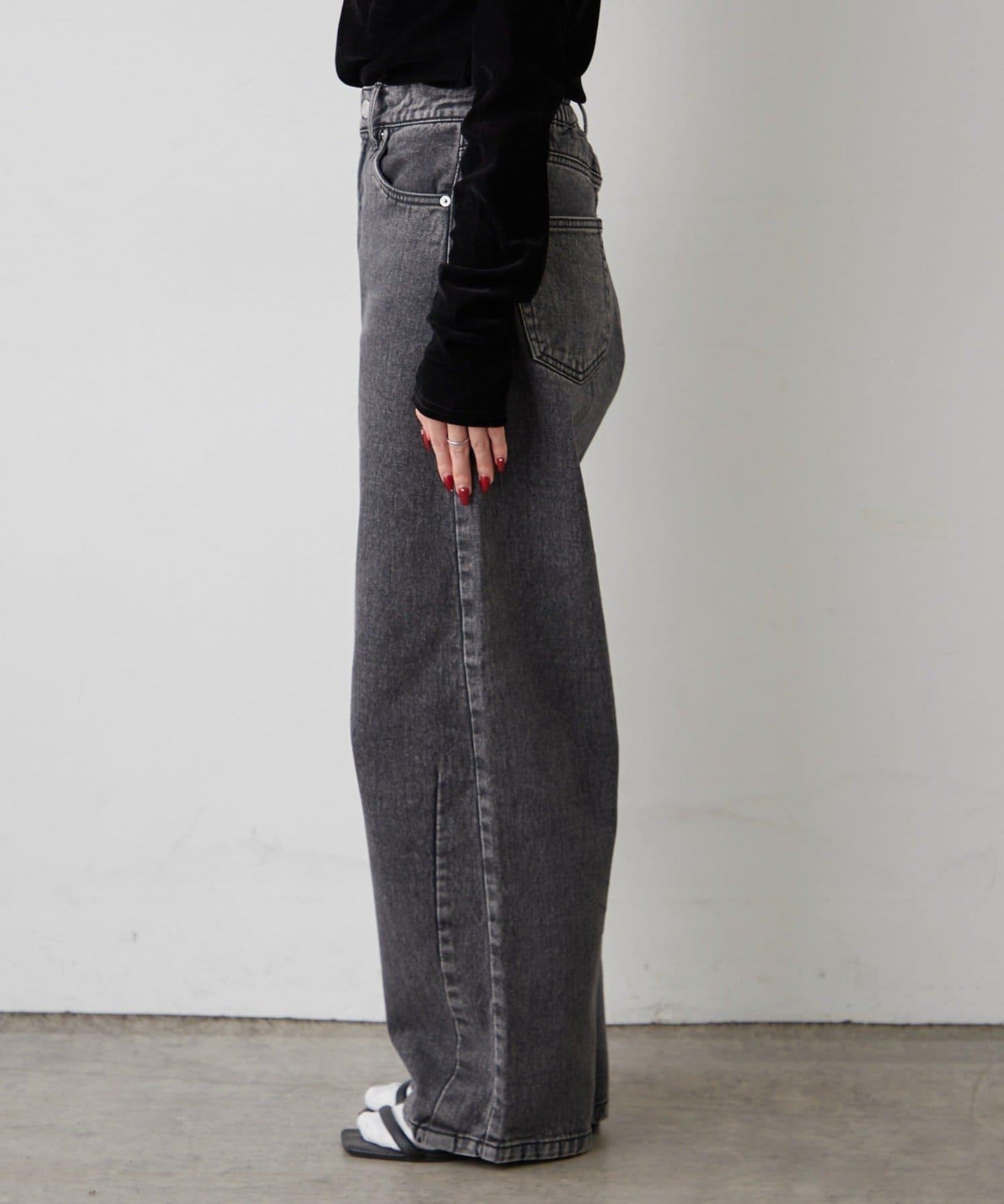 【2026春夏】弧形線條牛仔褲