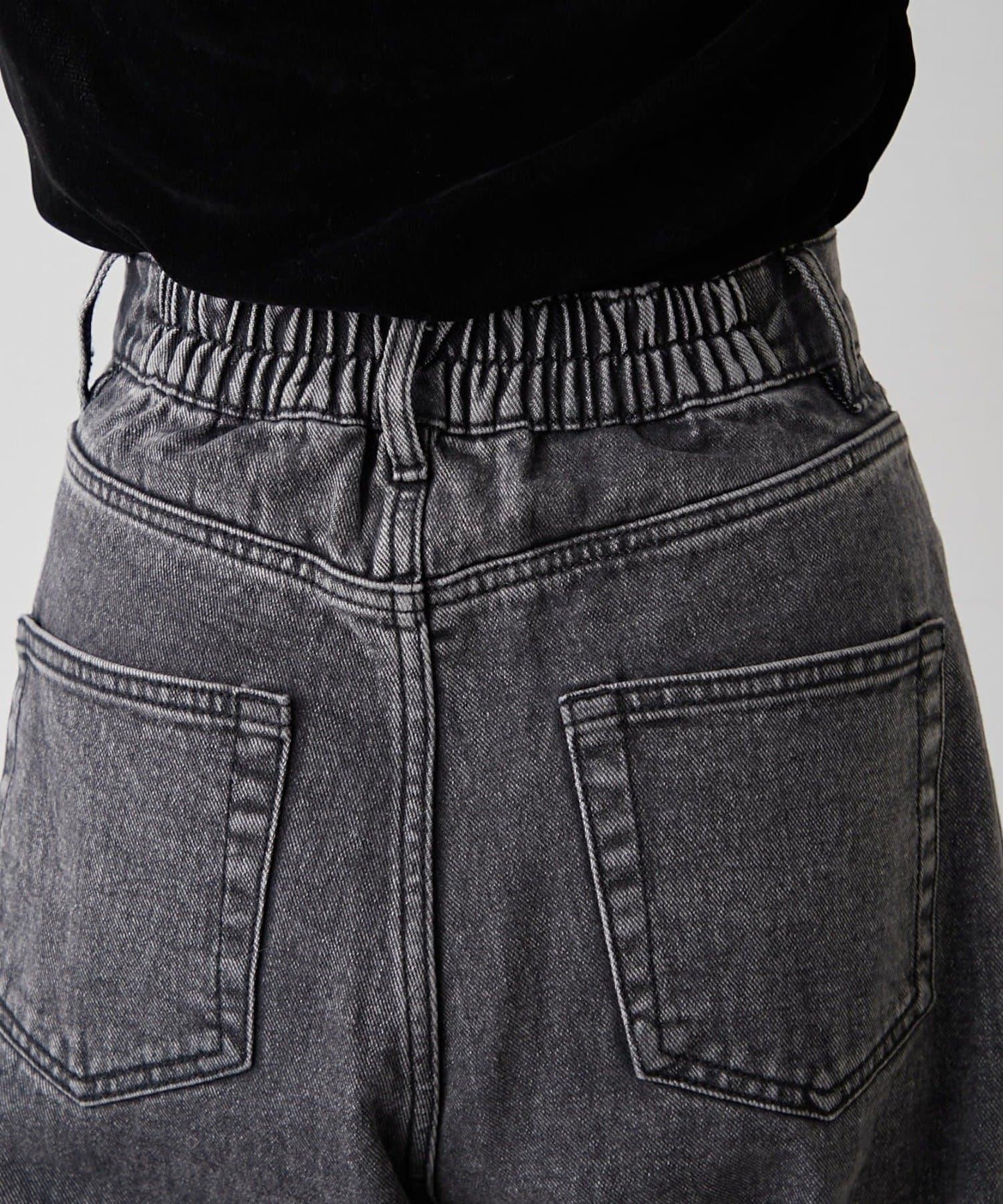 【2026春夏】弧形線條牛仔褲