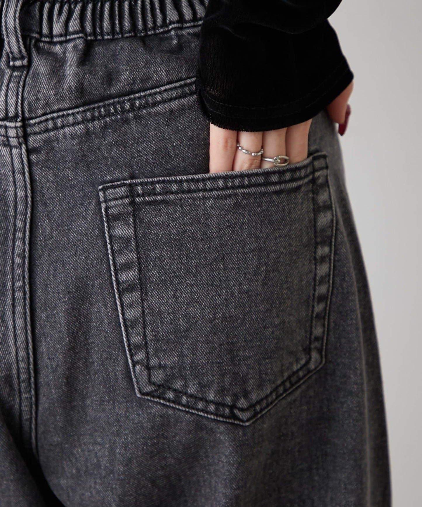 【2026春夏】弧形線條牛仔褲