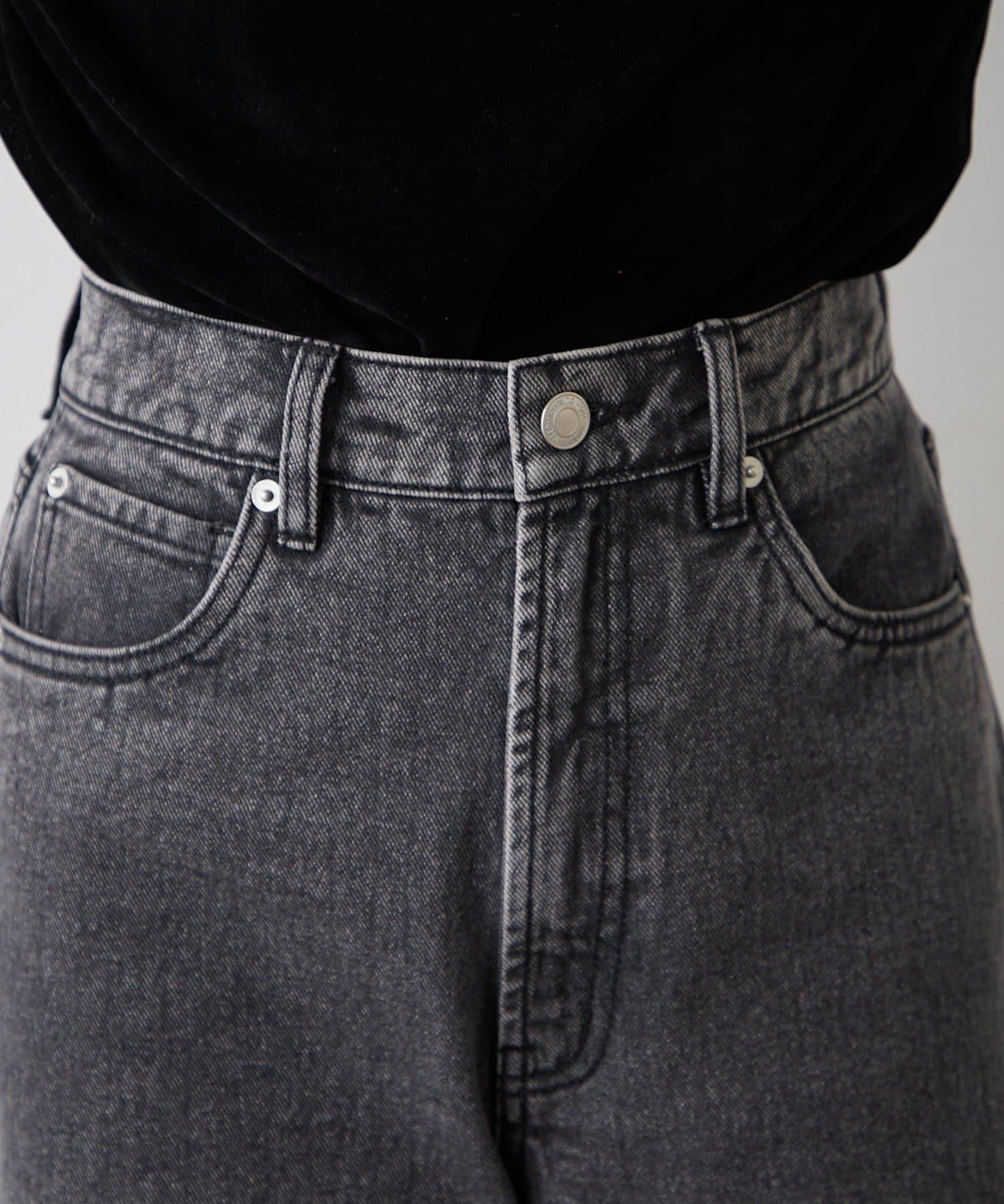 【2026春夏】弧形線條牛仔褲