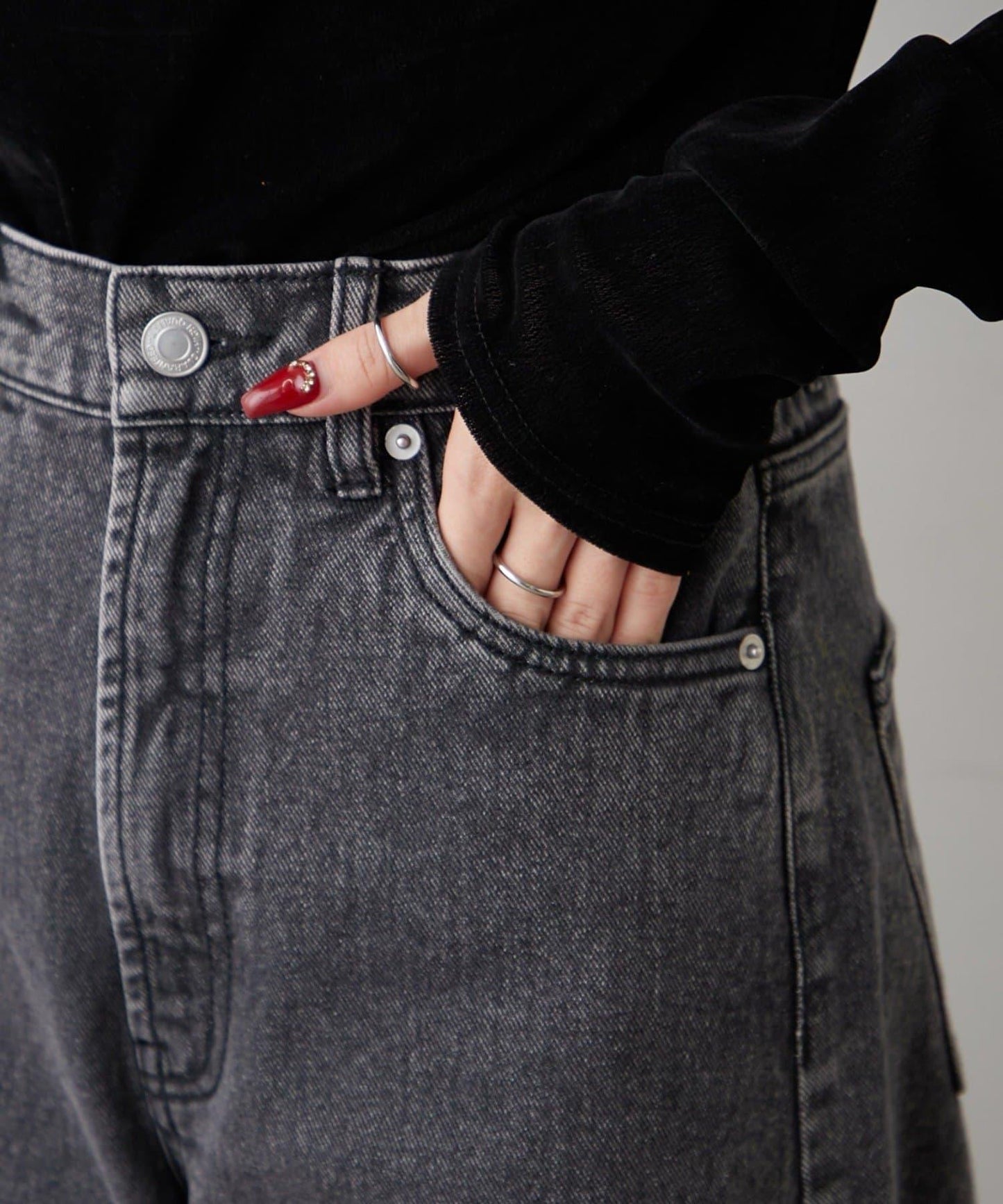 【2026春夏】弧形線條牛仔褲