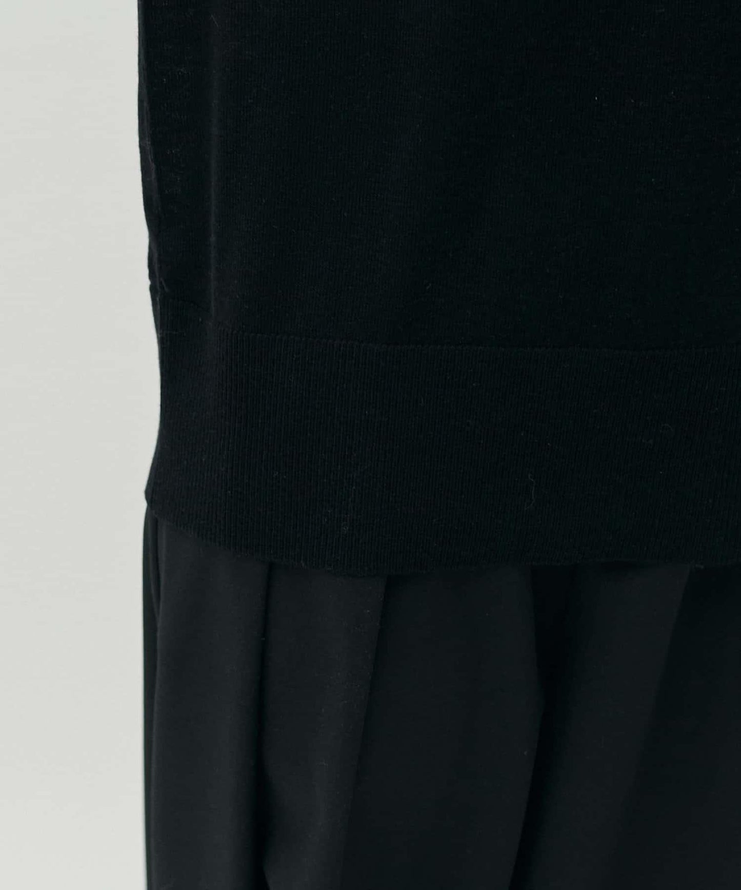 透視高領羊毛混紡針織套頭衫