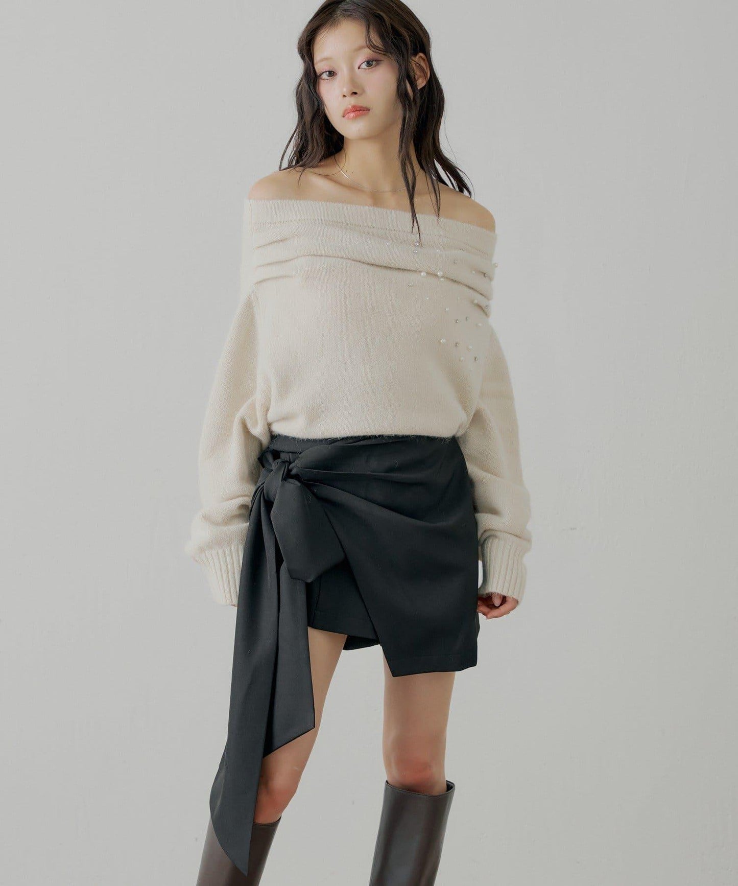 蝴蝶結包裹半身裙+休閒短褲