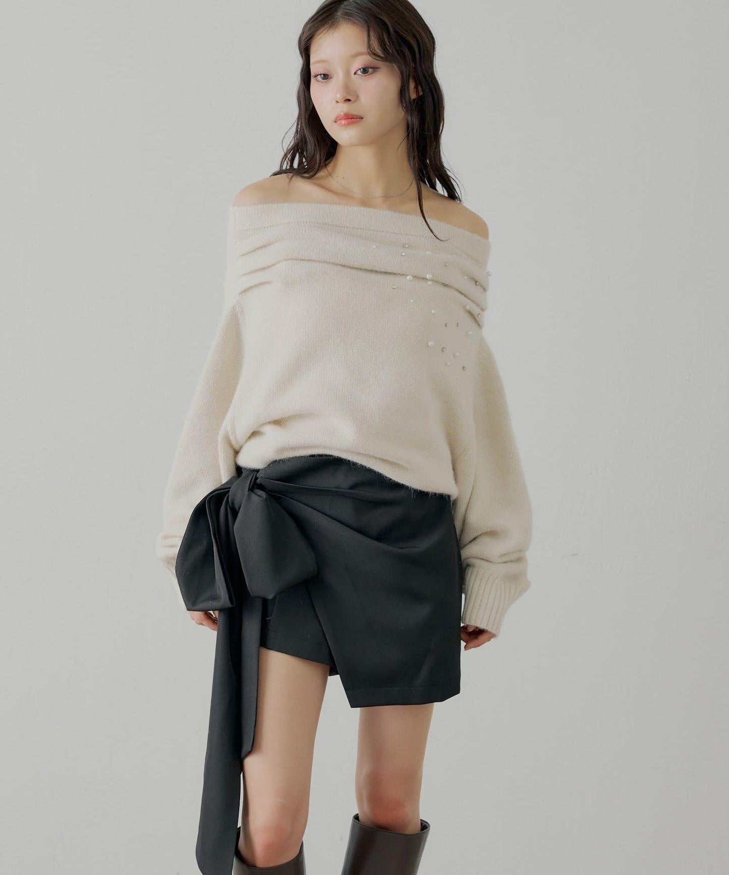 蝴蝶結包裹半身裙+休閒短褲