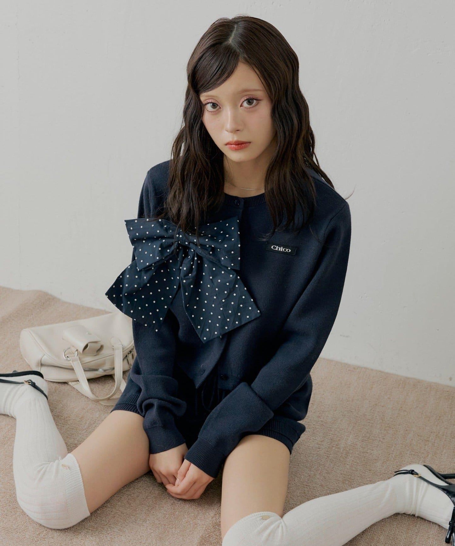 【可搭配套裝】胸前標誌簡約針織開衫