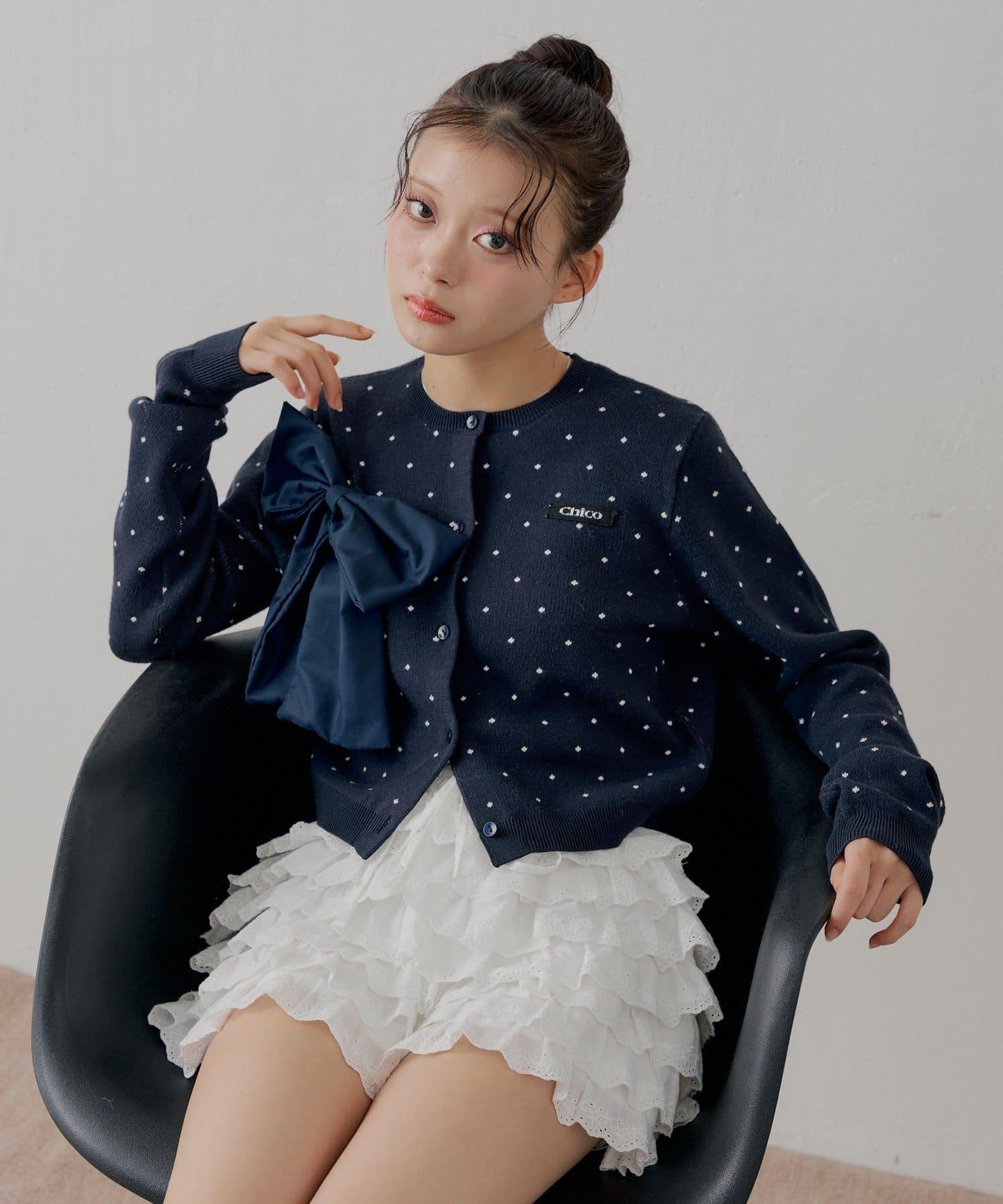 【可搭配套裝】胸前標誌簡約針織開衫