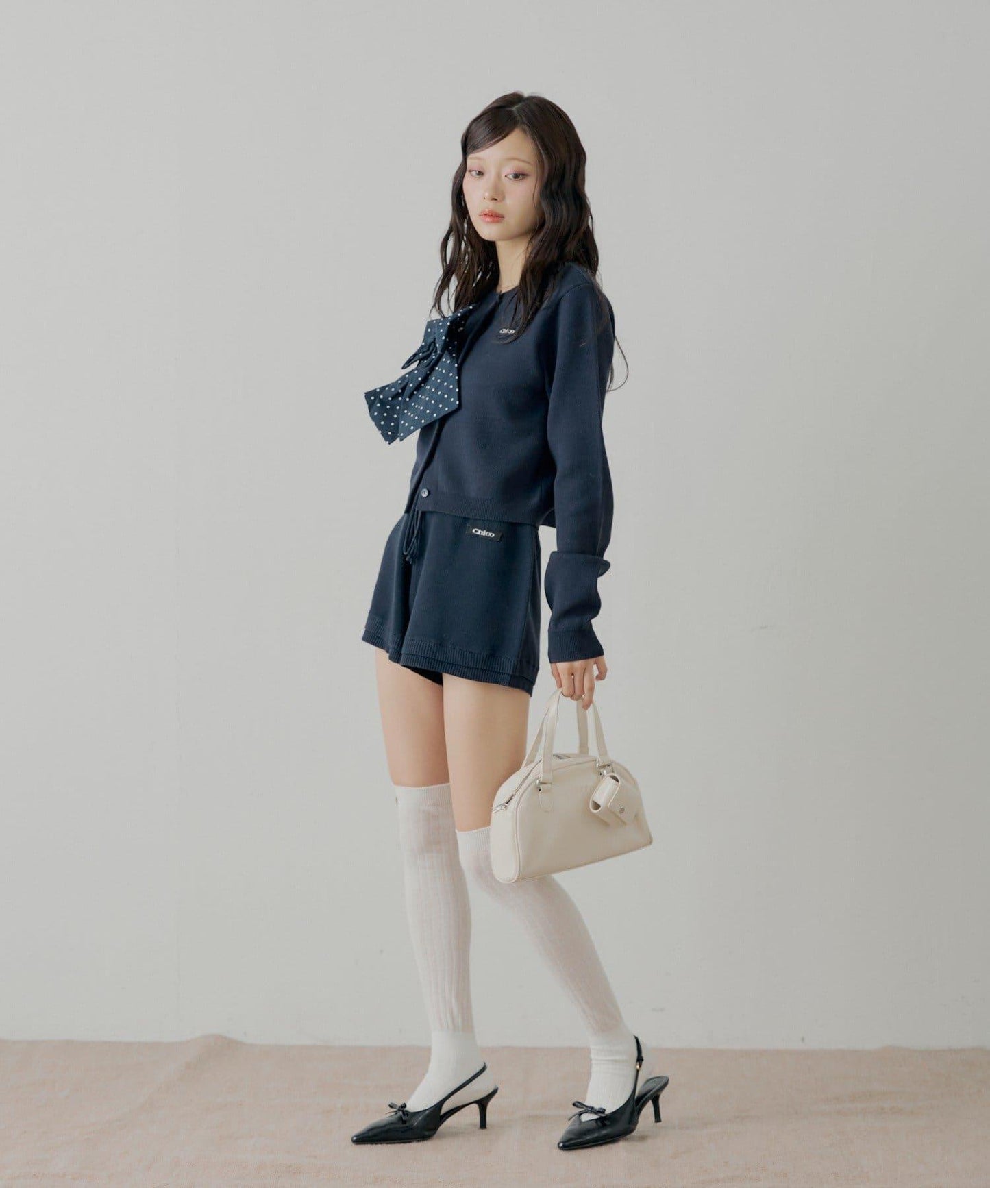 【可搭配套裝】胸前標誌簡約針織開衫