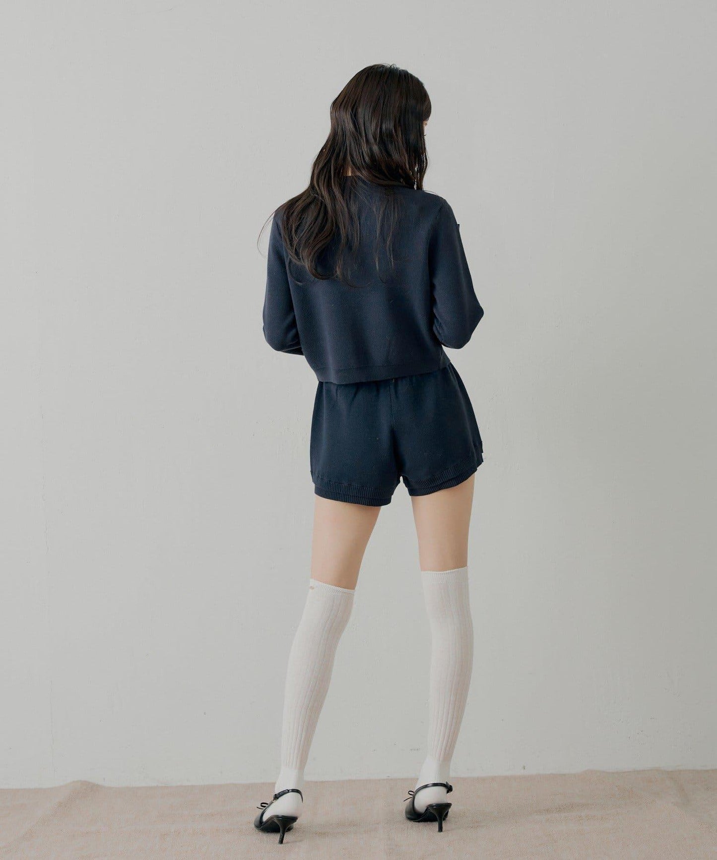 【可搭配套裝】胸前標誌簡約針織開衫