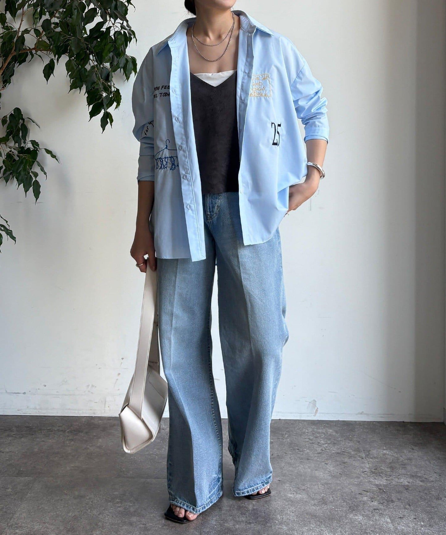 字母刺繡印花襯衫