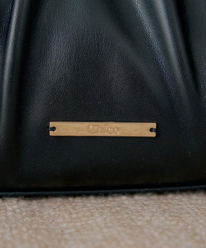 帶吊墜褶皺設計波士頓包