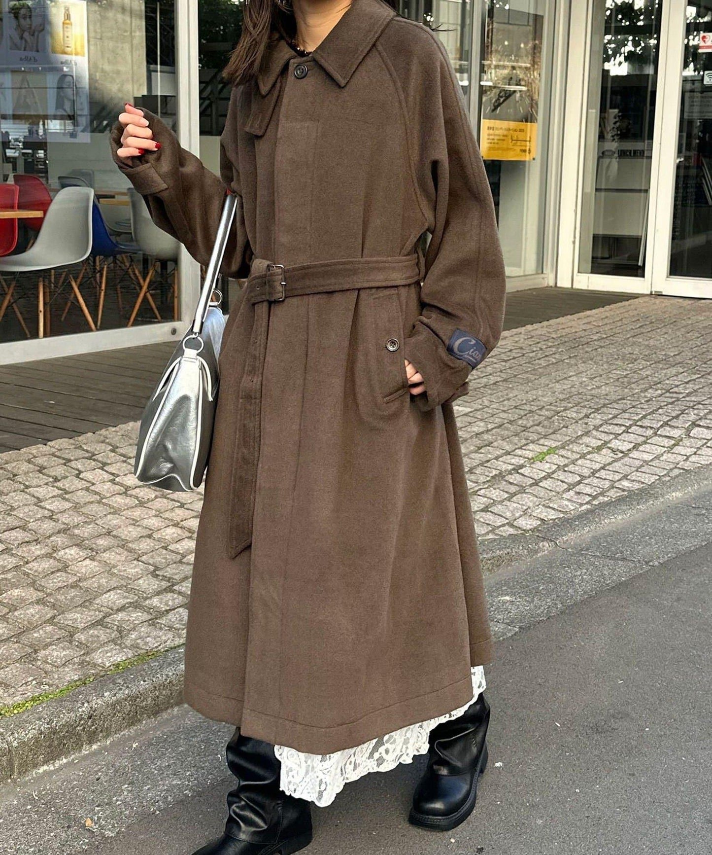 羊毛混紡繫帶單排扣大衣