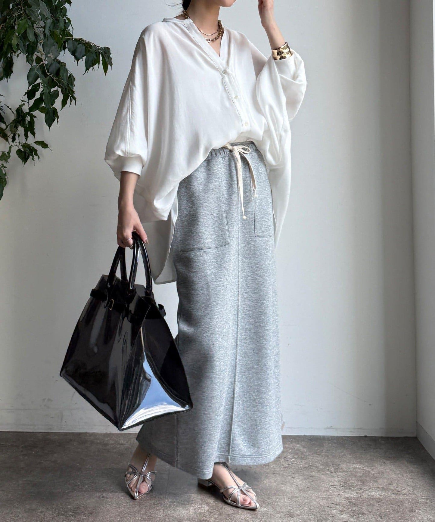 袖口羅紋蝙蝠袖V領襯衫