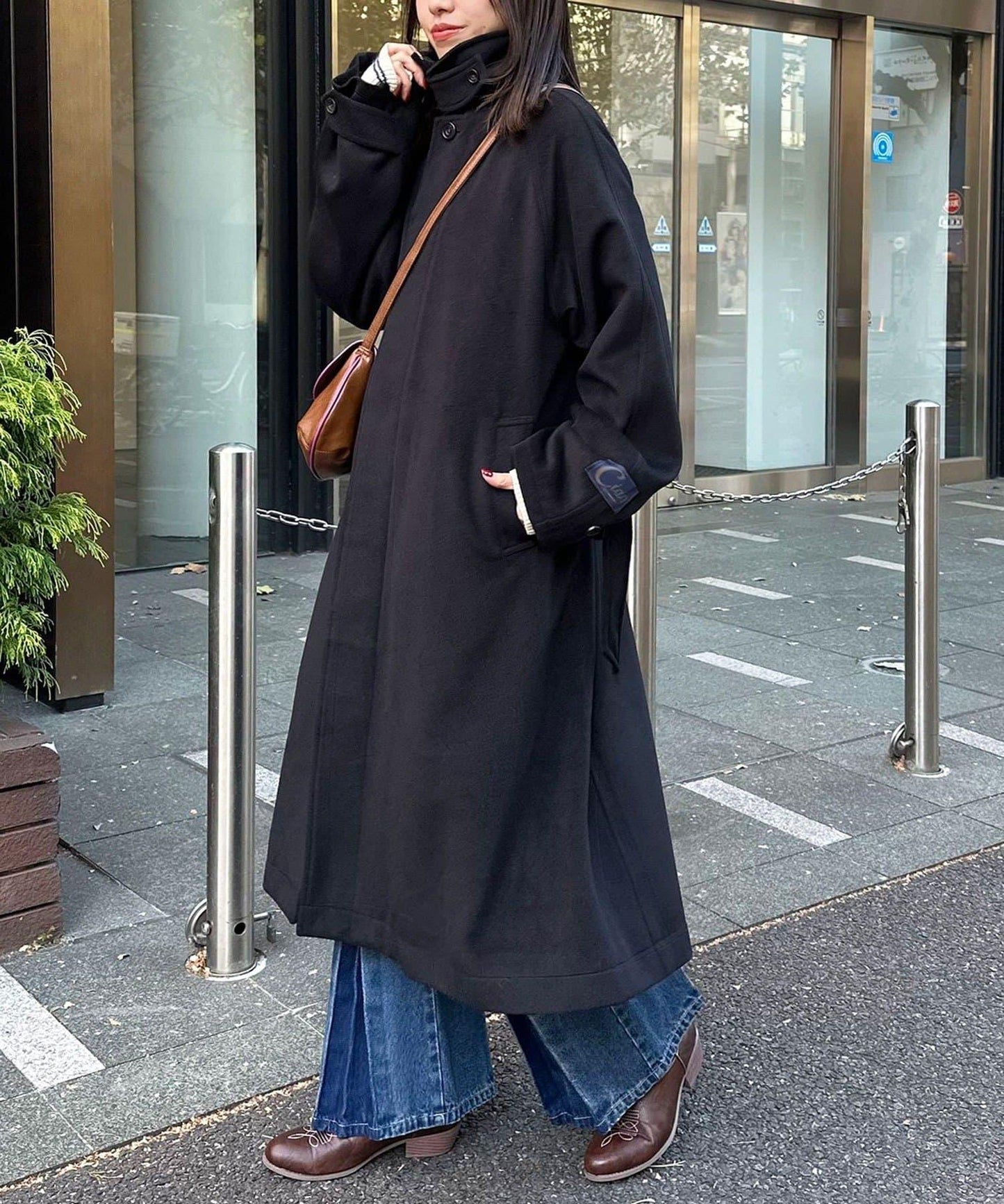 羊毛混紡繫帶單排扣大衣