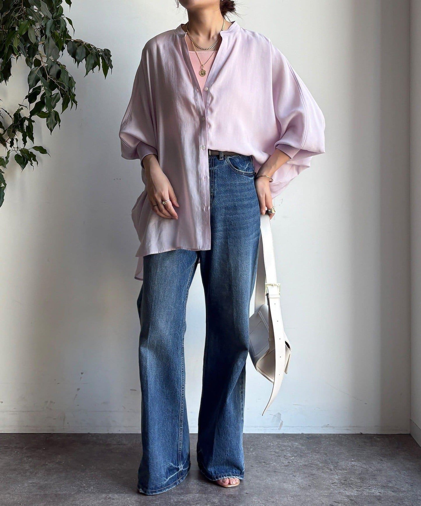 袖口羅紋蝙蝠袖V領襯衫