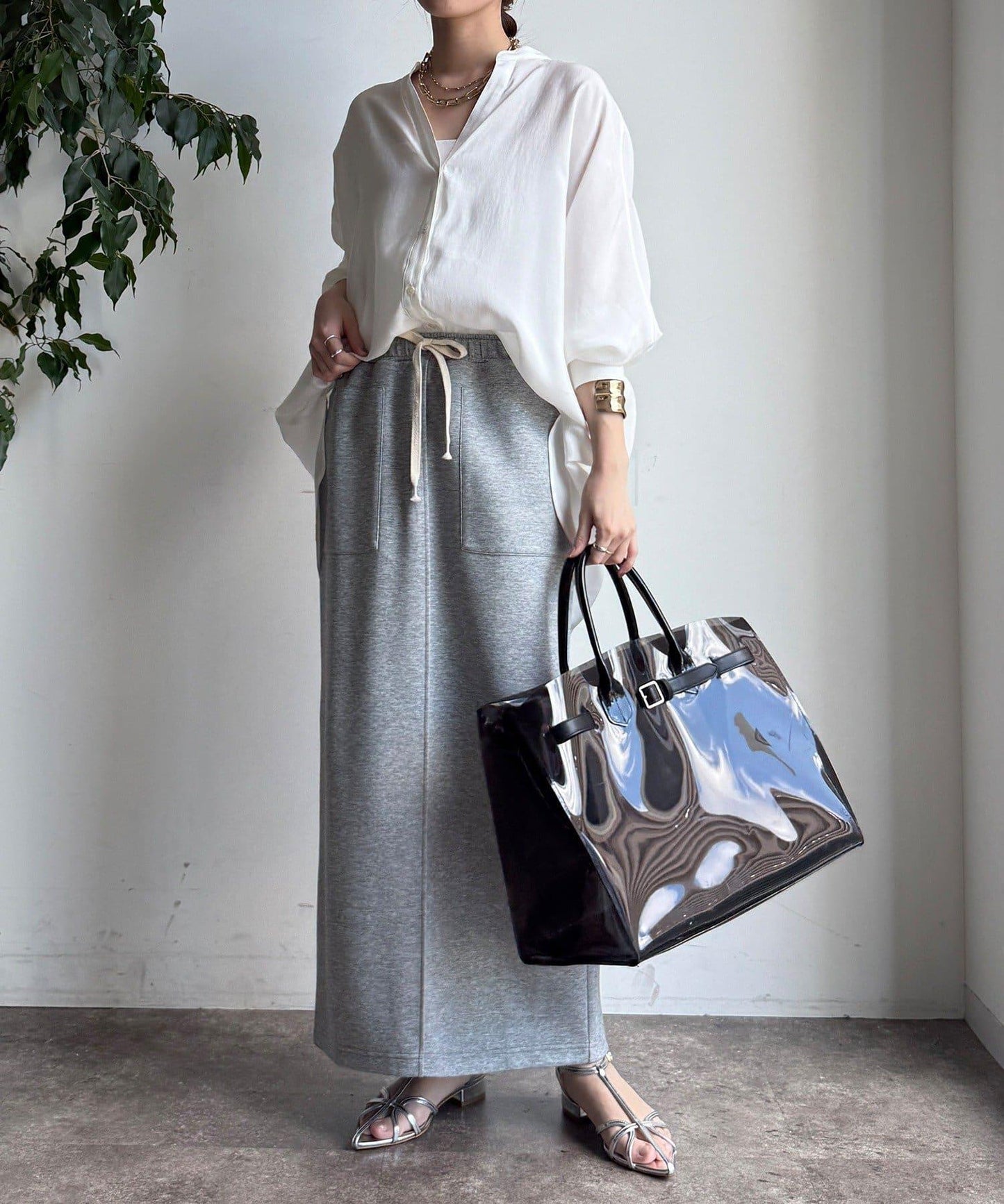 袖口羅紋蝙蝠袖V領襯衫