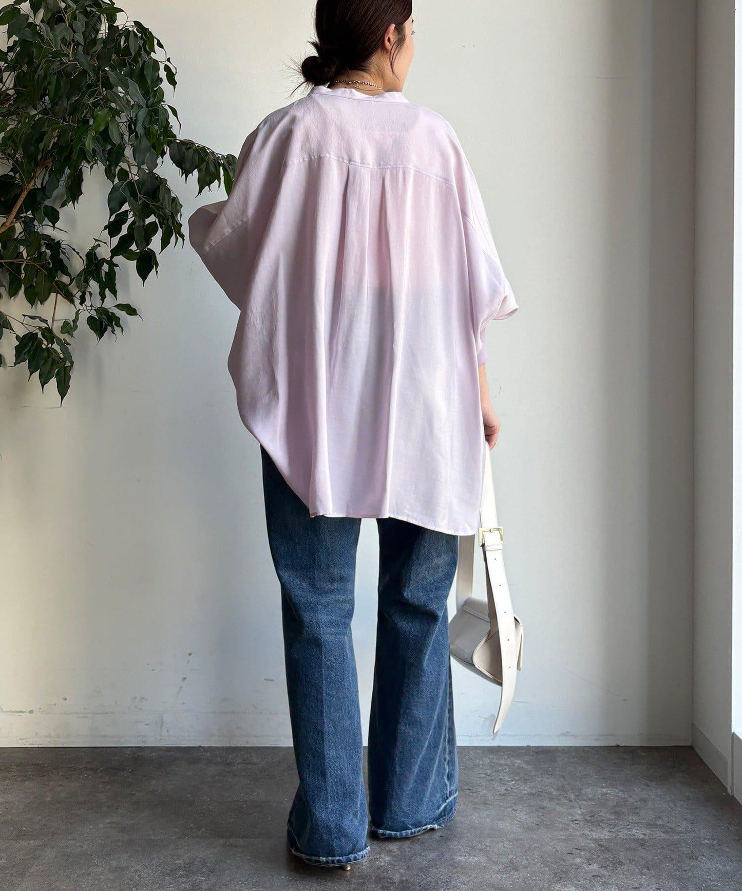 袖口羅紋蝙蝠袖V領襯衫