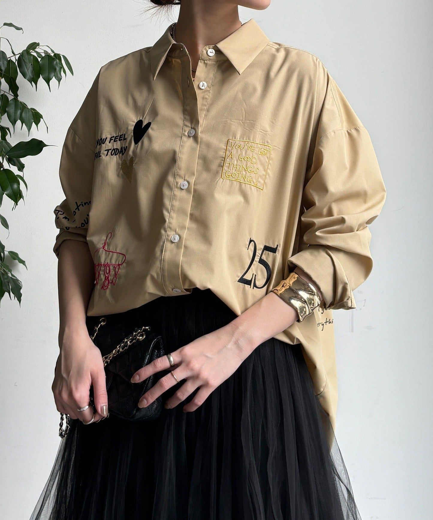 字母刺繡印花襯衫