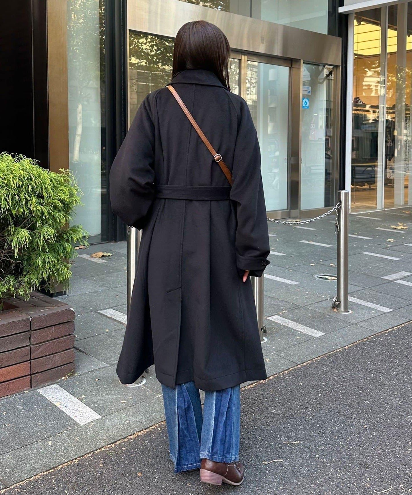 羊毛混紡繫帶單排扣大衣