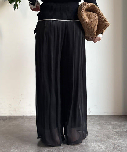 褶皺寬鬆長褲