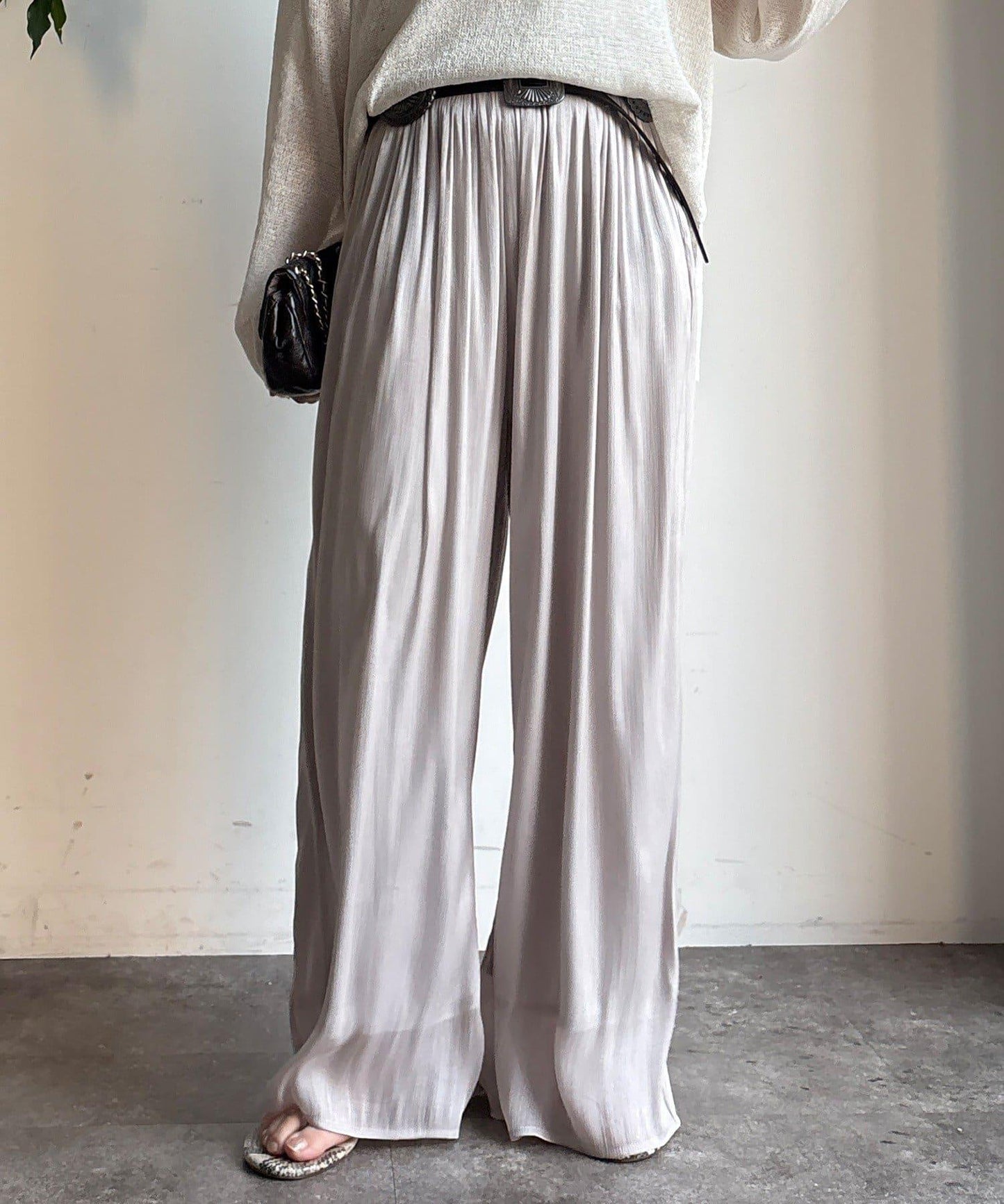 褶皺寬鬆長褲