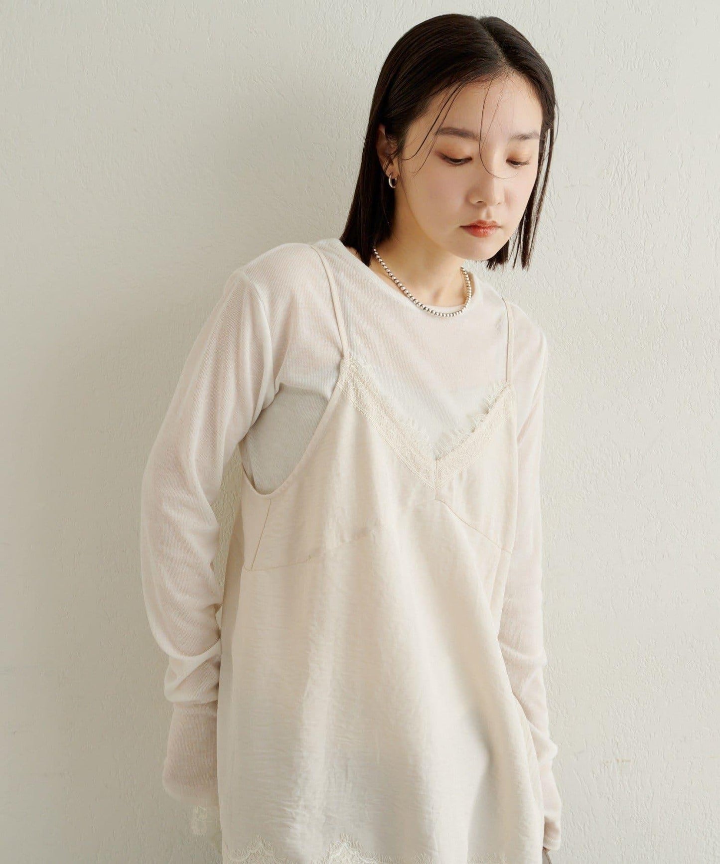 蕾絲吊帶長款上衣