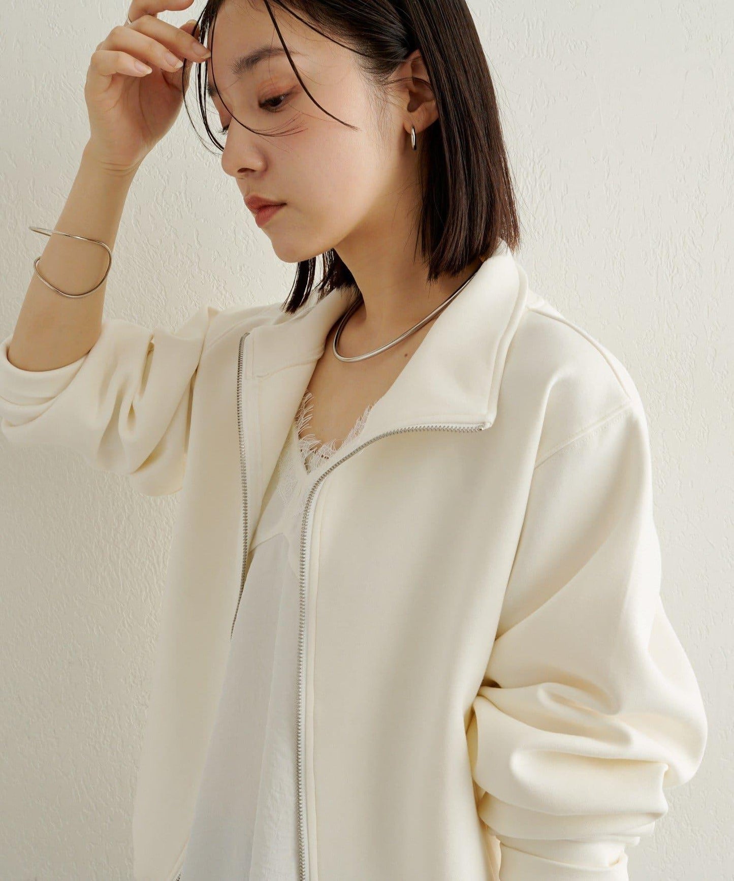 蕾絲吊帶長款上衣