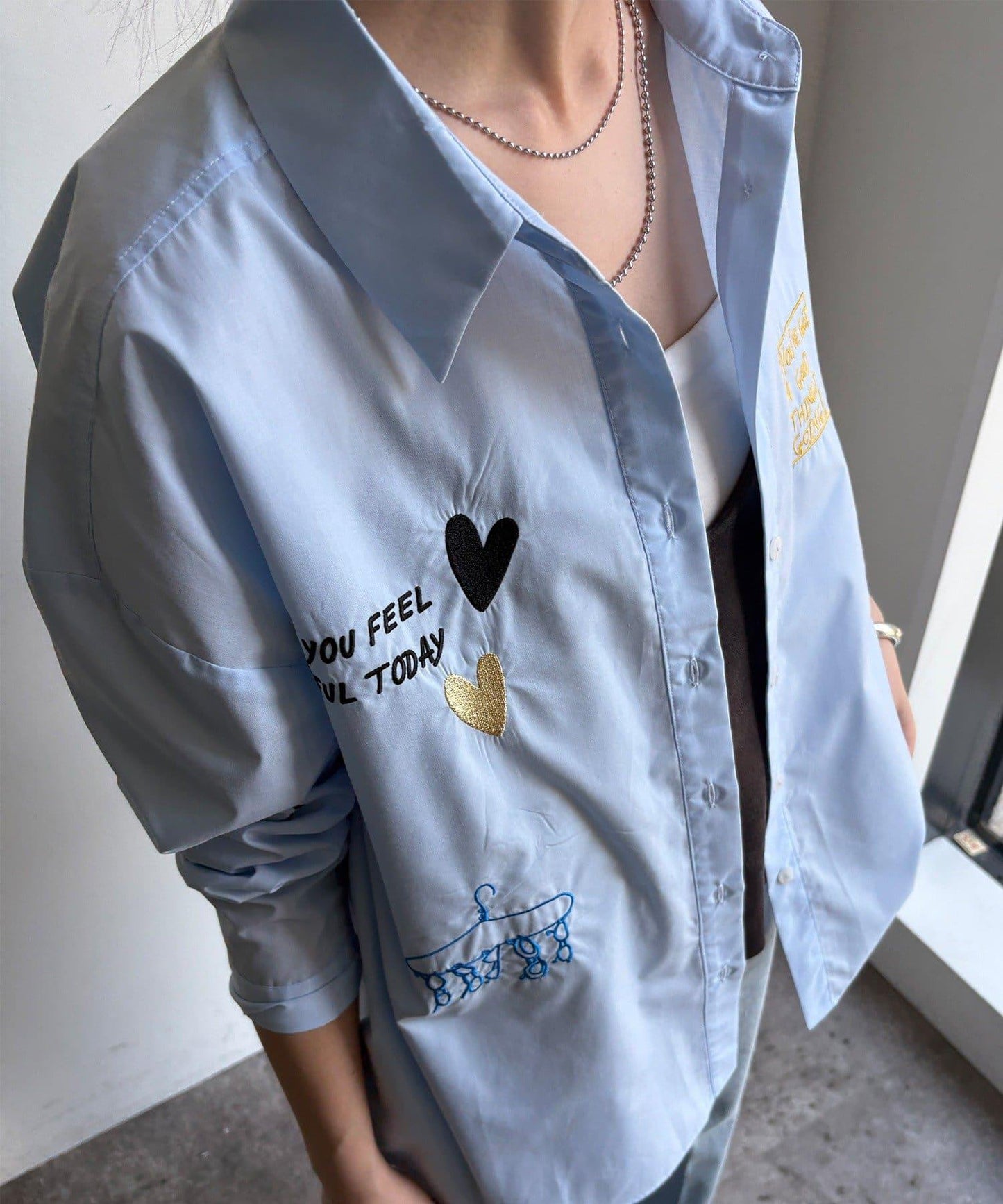 字母刺繡印花襯衫