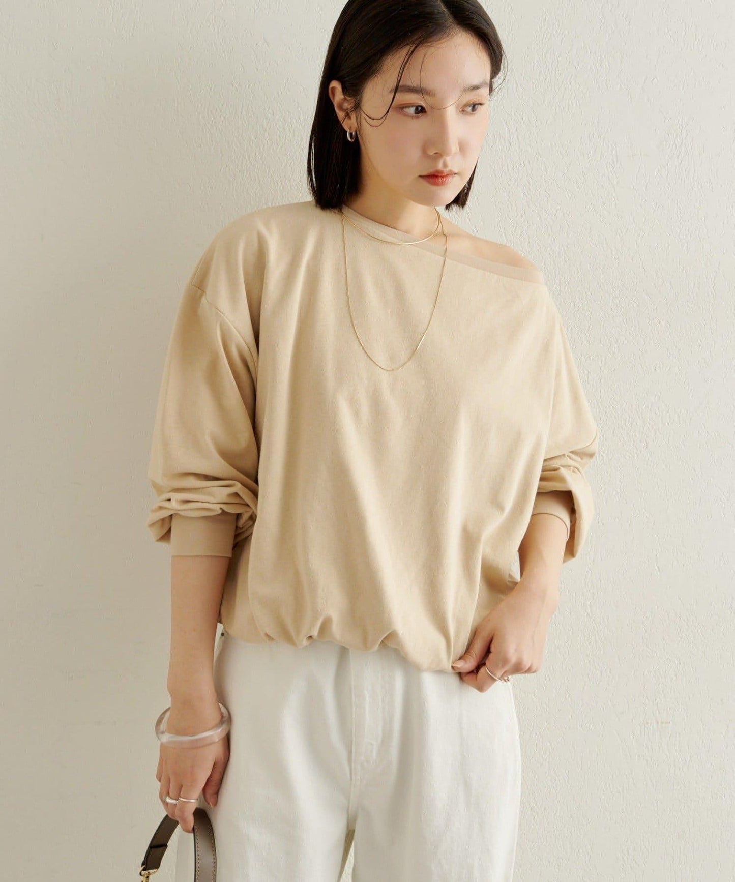 下襬泡泡長袖T恤