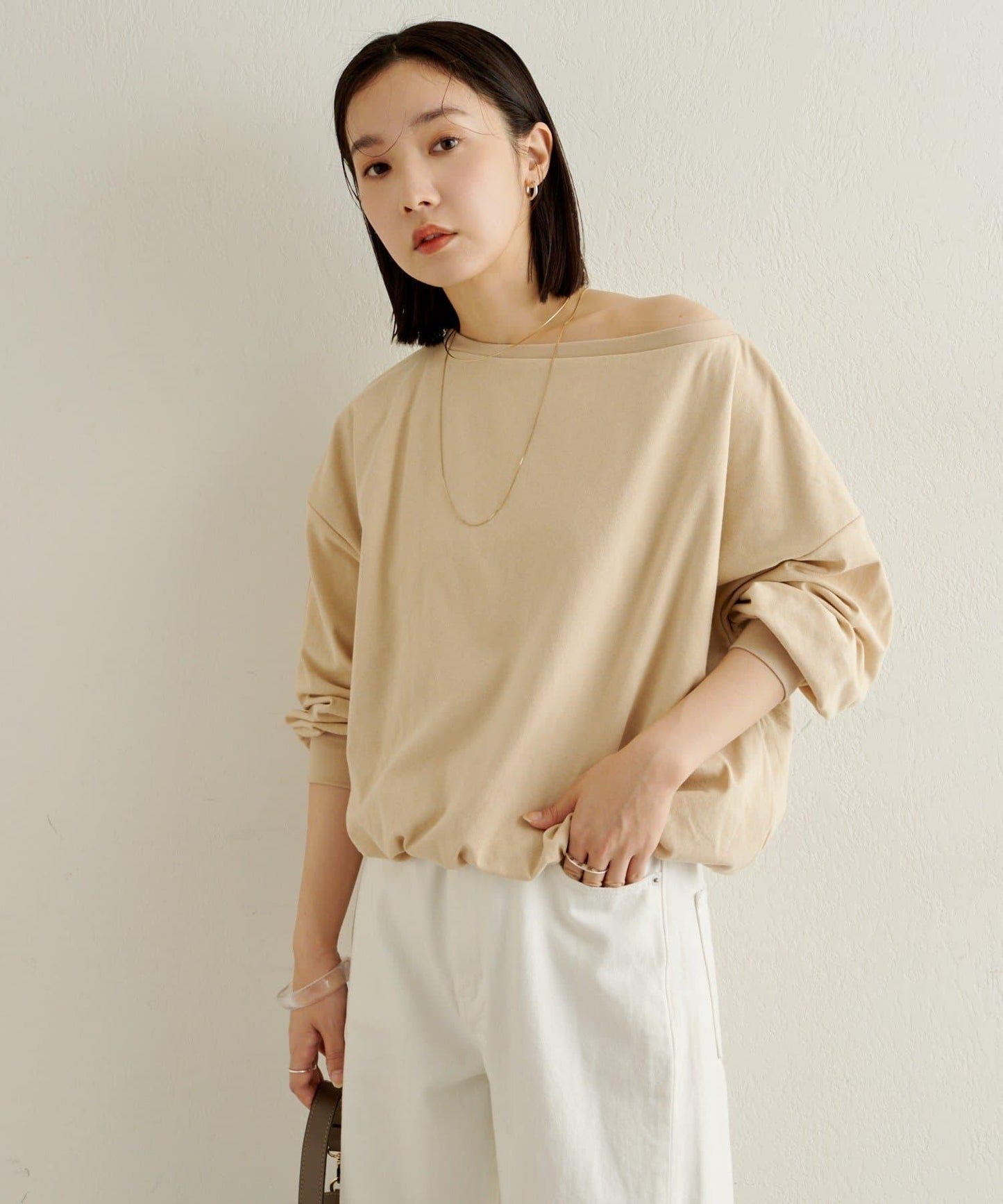 下襬泡泡長袖T恤